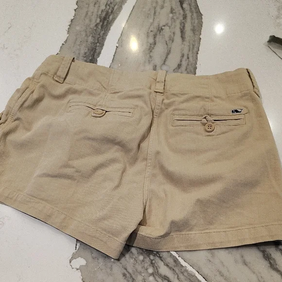 3 Pairs Vineyard Vines Women's Cargo Shorts - White, Light Gray, Tan Size 6/4 - Picture 5 of 15